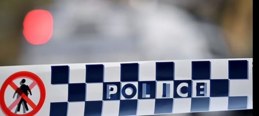 Australi - Makina përplaset me pemën, humbin jetën 3 vëllezër, njëri 9 vjeç