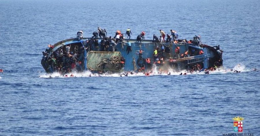 'A ka shqiptarë mes tyre?'/ Përmbytet varka me 110 emigrantë në Kanalin Anglez, 5 të vdekur, mes tyre 1 fëmijë