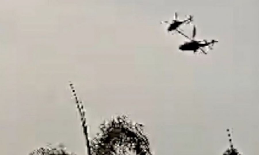 VIDEO  Momenti fatal   Përplasen dy helikopterë të marinës në Malajzi  10 të vdekur