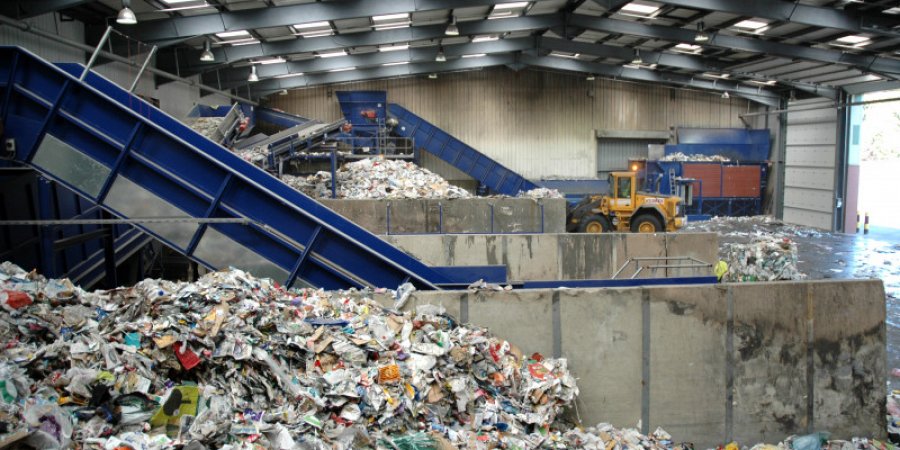 Inceneratorët, në kurriz të ekonomisë qarkulluese, OECD: Vetëm 17% e mbetjeve riciklohen