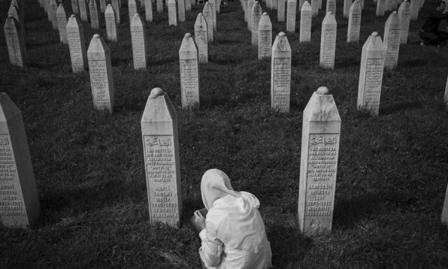 Vuçiq lobon për vota kundër rezolutës për Gjenocidin në Srebrenicë: Do të ishte një sukses heroik që të kemi shumë abstenime