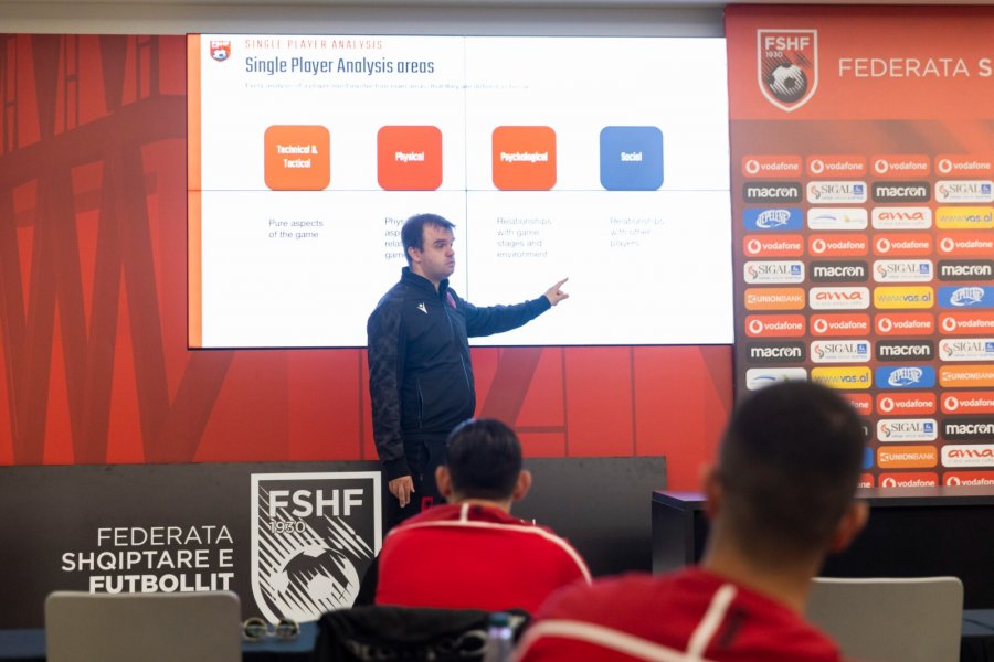 Federata Italiane e Futbollit fton si lektor për kurset e edukimit ekspertë të FSHF-së