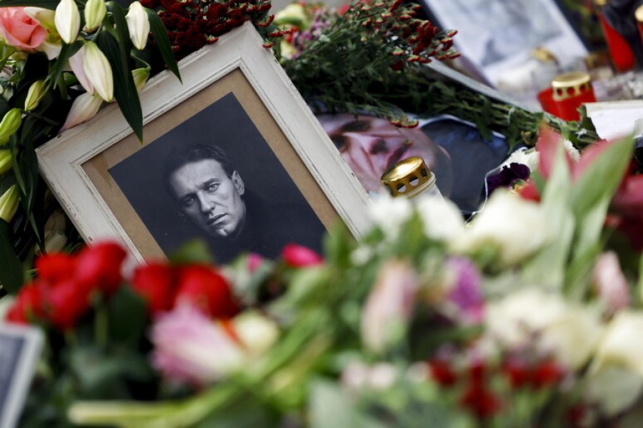 Udhëhoqi ceremoninë e varrimit të Alexei Navalnyt, pezullohet prifti ortodoks në Rusi