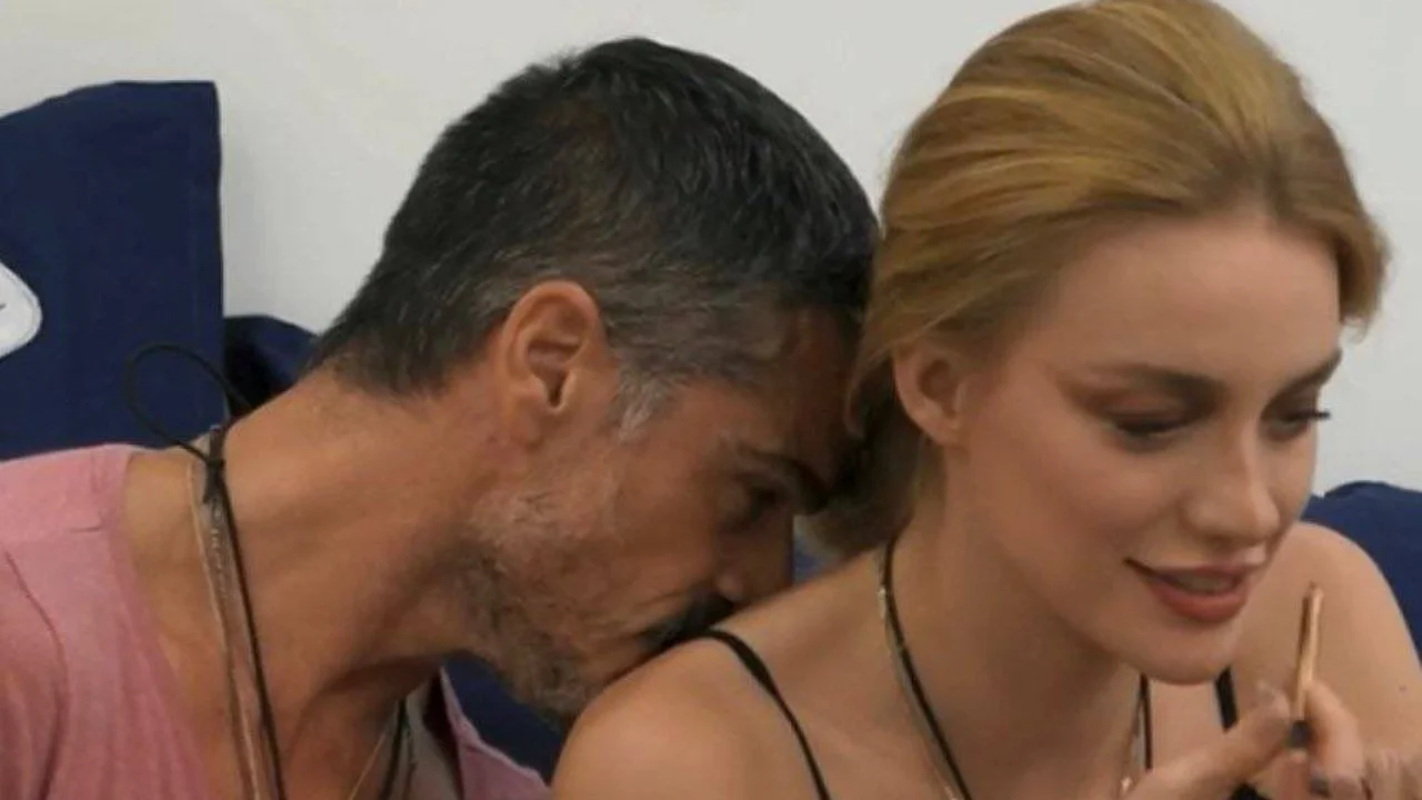 Një takim mes Massimilianos dhe Heidit në 'BBV3'? Veprimi i ish-partnerit të saj në Grande Fratello ngre dyshimet