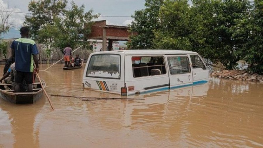 155 të vdekur, 236 të plagosur nga shirat e rrëmbyeshëm që goditën Tanzaninë