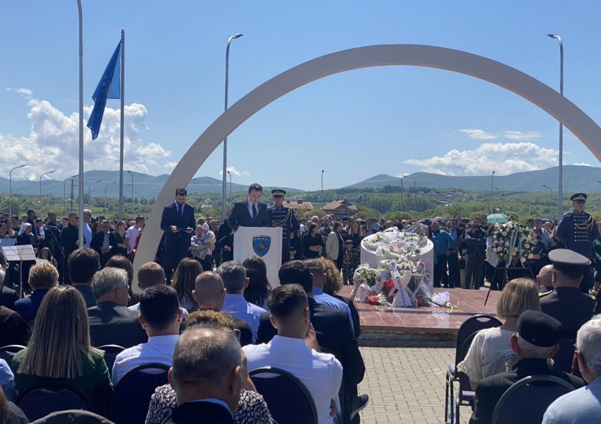 'Masakra e Mejës, Srebrenica e Kosovës'
