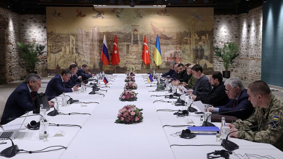 Weltb: Dalin detajet e traktatit të dështuar të paqes Rusi-Ukrainë 