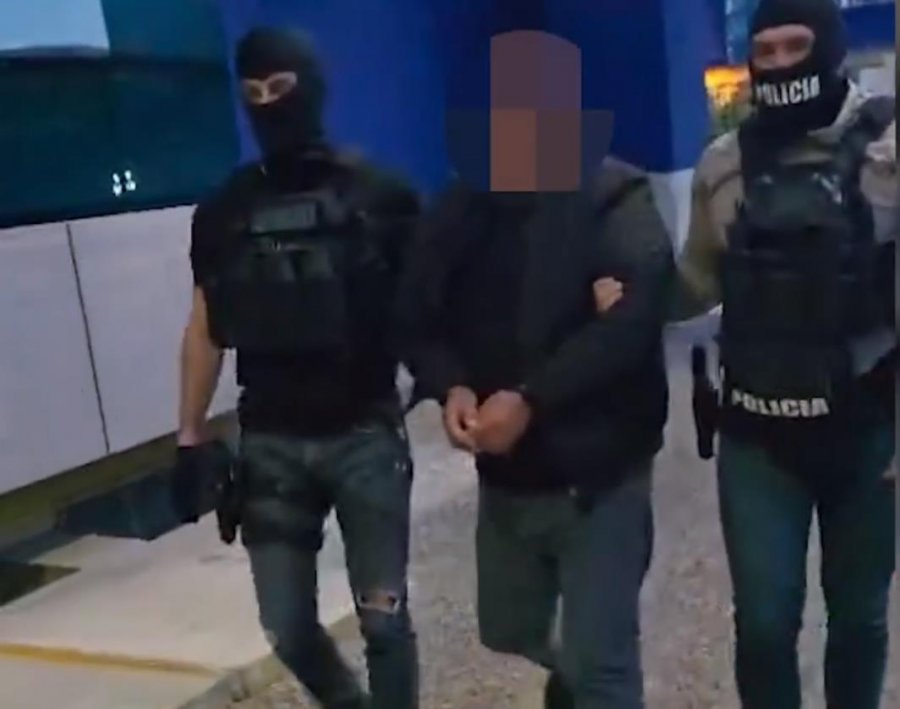 Katër arrestime në Kadastrën e Tiranës për ndikim mbi zyrtarët dhe korrupsion në zgjedhje
