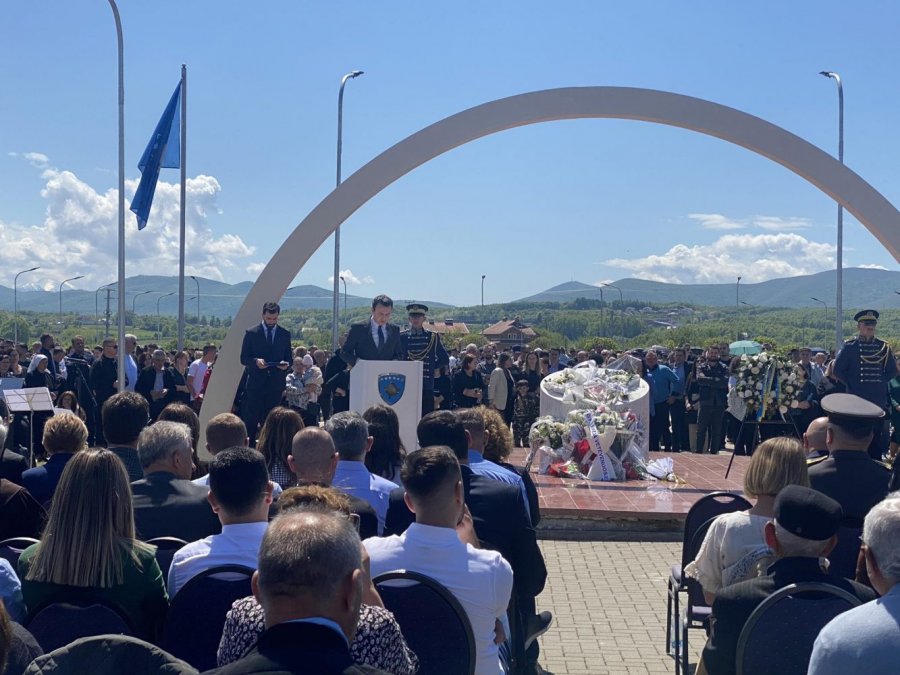 'Masakra e Mejës, Srebrenica e Kosovës'