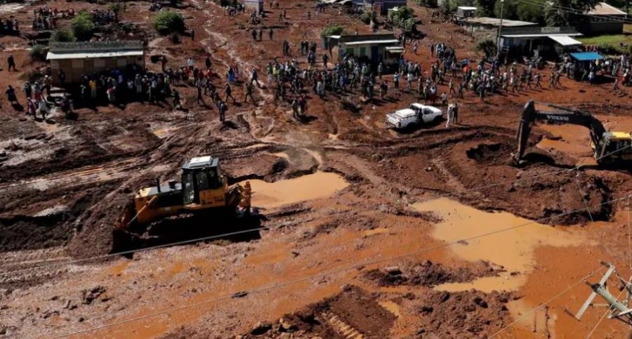 Shpërthen diga në Kenia, 35 të vdekur dhe dhjetëra të zhdukur