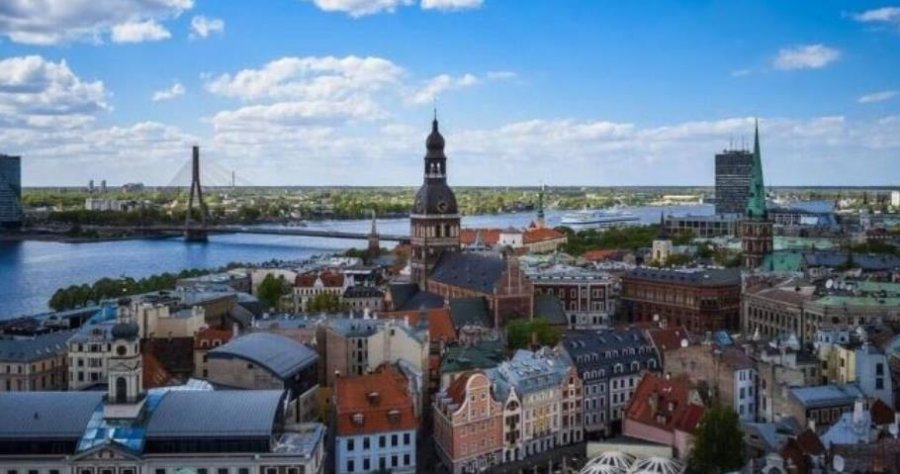Gati për luftë? Letonia u kërkon qytetarëve të kthejnë bodrumet në strehimore