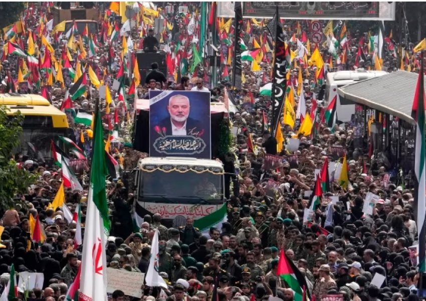 Lufta në horizont, Khamenei jep urdhrin për të goditur Izraelin