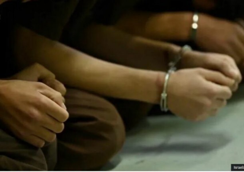 Me sy të lidhur dhe rrahje/ Palestinezët tregojnë për abuzimin në burgjet izraelite
