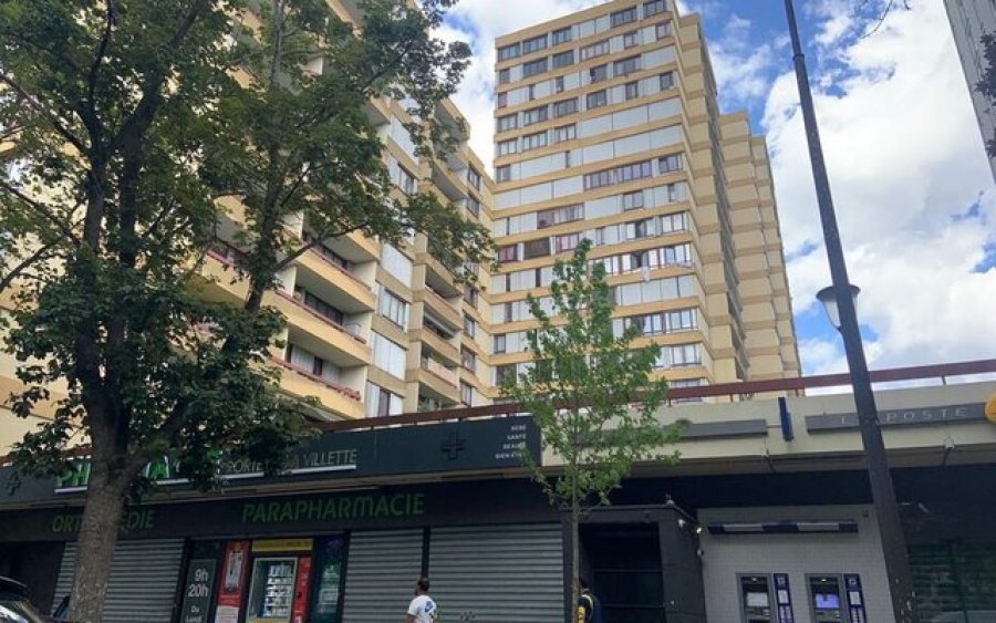 E pa besueshme! Fëmija 4-vjeçar bie nga kati i 16-të, shpëton pa asnjë dëmtim