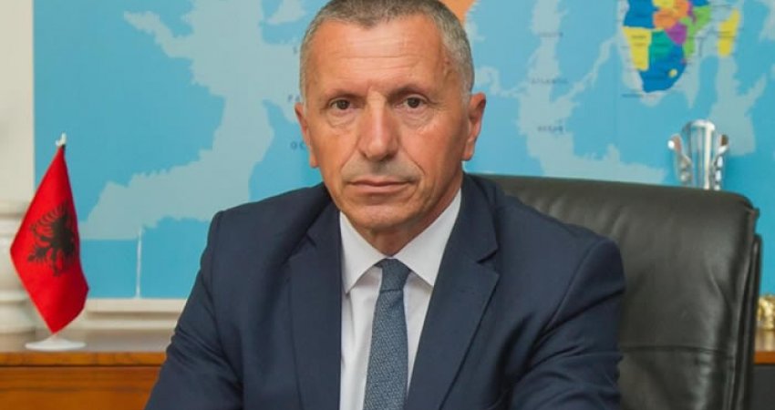 Kamberi: Serbia po i diskriminon shqiptarët, ndërkombëtarët s’e kanë vëmendjen në Luginë