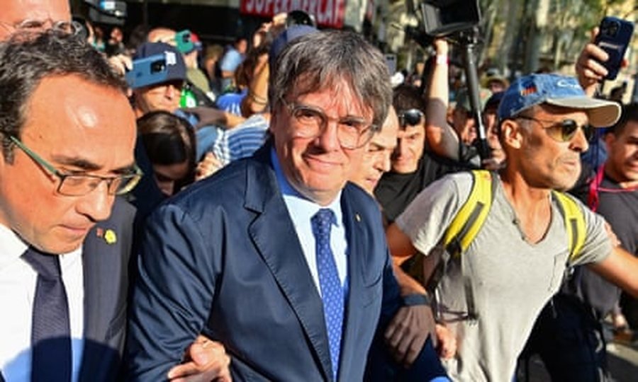 Rikthehet në Spanjë Carles Puigdemont