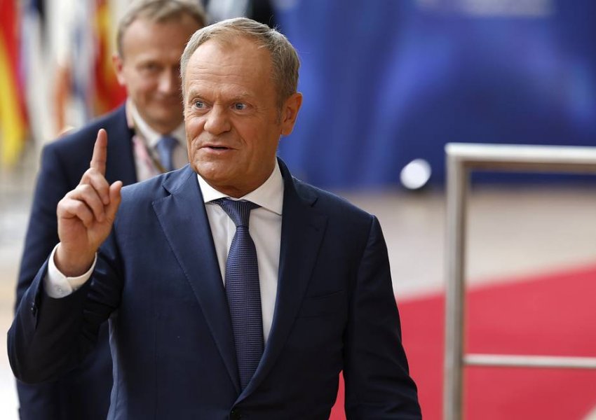 Polonia kundër pezullimit të Hungarisë nga Zona Shengen/ Paralajmëron Tusk: BE të përmbahet!