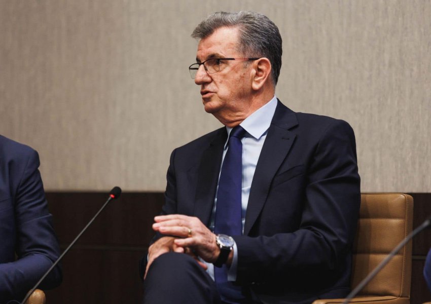VOA, intervistë me nënkryetarin e parlamentit të Malit të Zi, Nikollë Camajn