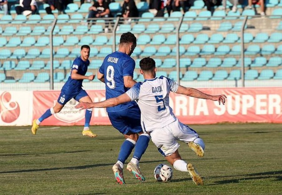 Elbasani blindon mbrojtjen, skuadra verdheblu prezanton ish-futbollistin e Teutës