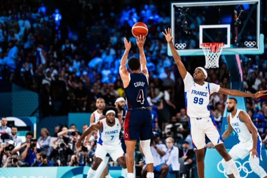 Basketboll/ SHBA fiton medaljen e pestë radhazi, Franca dorëzohet në finale