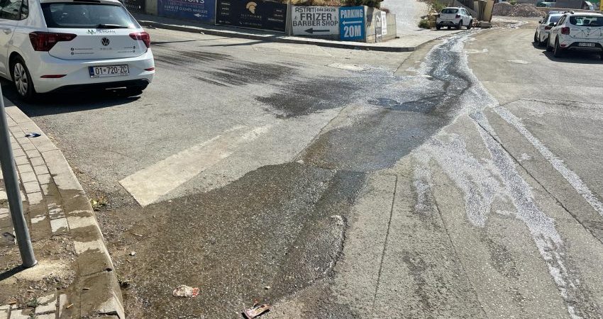 Shpërthen kanalizimi në “Dragodan”, qytetarët ankohen për kundërmim