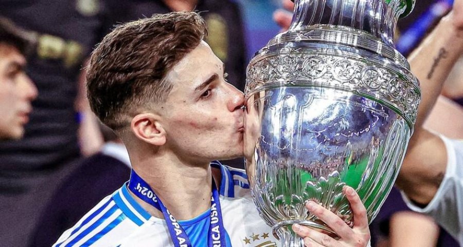 Julian Alvarez jep intervistën e parë si lojtar i Atletico Madridit: Ja kush më dërgoi shumë mesazhe