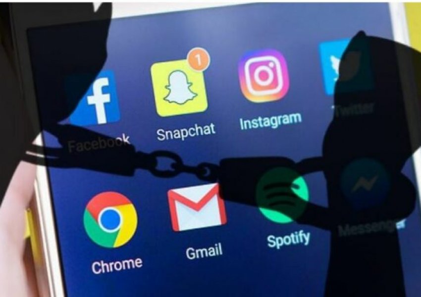 EMRAT/ Shantazhonin të miturën me video në rrjetet sociale, arrestohen burrë e grua dhe një 17-vjeçare