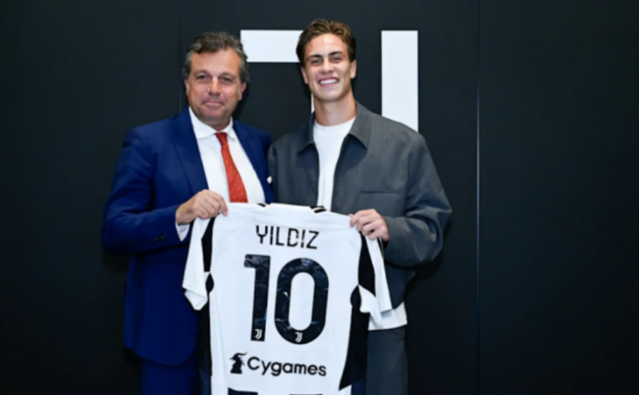 Juventusi trefishon pagën e Yildiz me kontratën e re