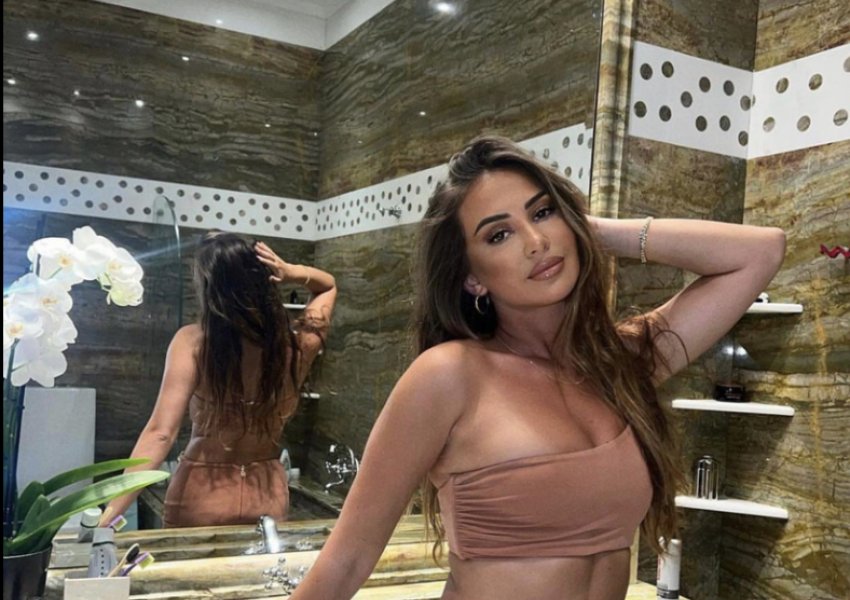 E ofendoi në rrjetet sociale, Kiara Tito 'shpërthen' ndaj ndjekësit