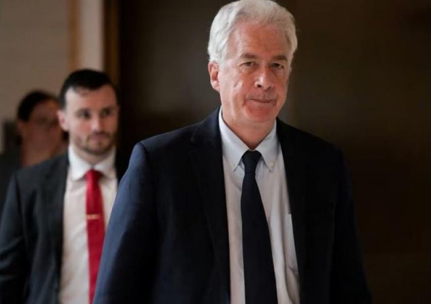 Drejtori i CIA-s, Burns mbërrin për vizitë në Sarajevë