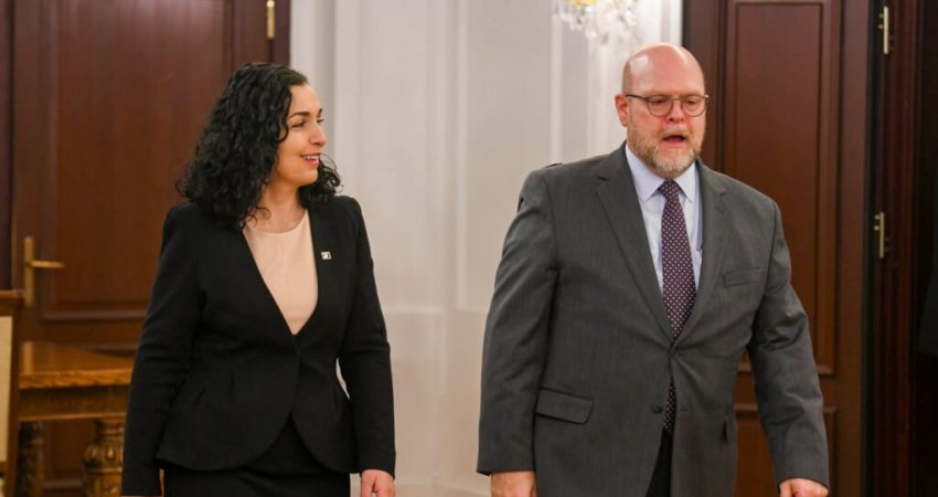Osmani nënshkruan nesër grantin në vlerë prej 34.5 milionë dollarësh me USAID, pas takimit deklaratë për media me Hovenier