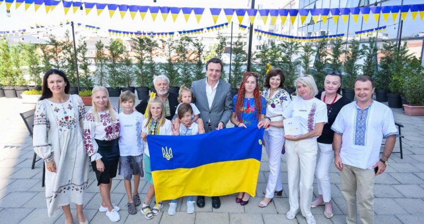 Kurti takon qytetarë ukrainas: Kosova është bërë një shtëpi e dytë për ta