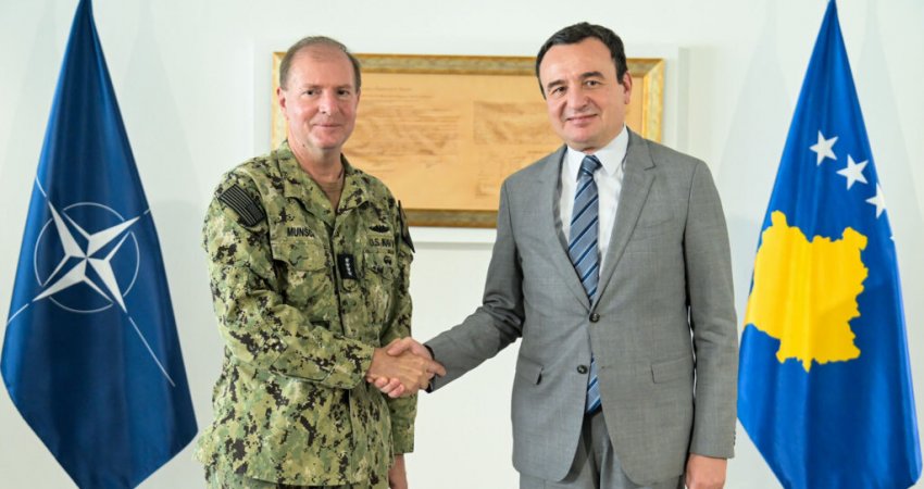 Takimi i Kurtit me Admiralin amerikan, ZKM del me komunikatë: Diskutuan rreth zhvillimeve në vend dhe 