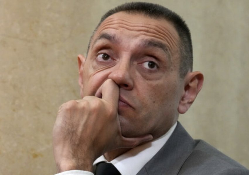 Vulinit nuk i lejohet të fluturojë me helikopter mbi Bosnje dhe Hercegovinë