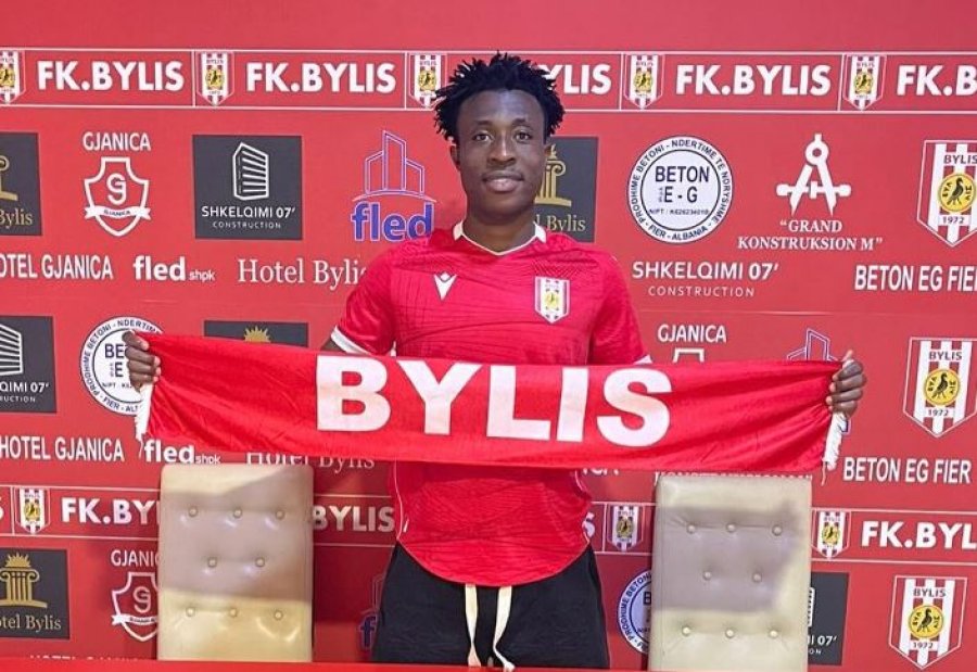 ZYRTARE/ Nga Gana në Shqipëri, Bylisi prezanton futbollistin e talentuar
