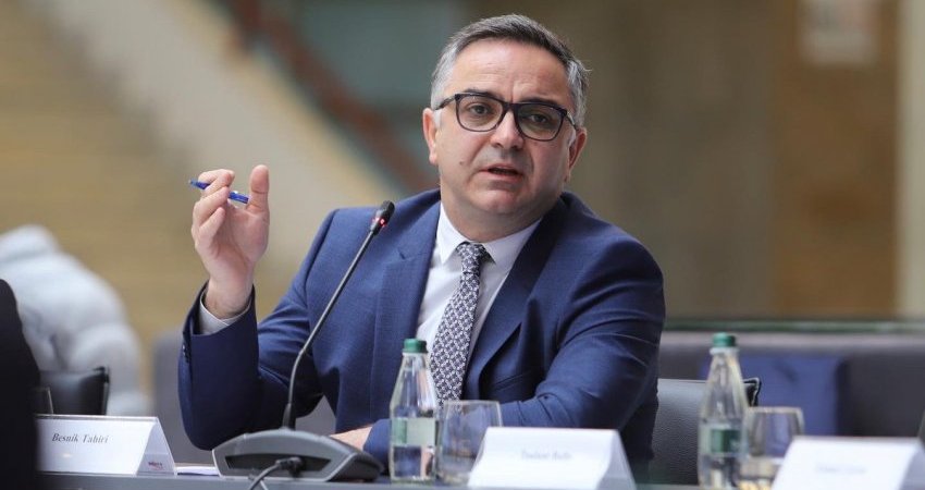 Tahiri: Akti terrorist në veri, pjesë e një mendësie të errët të Serbisë