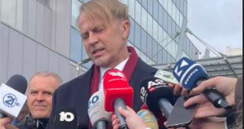 Përfaqësuesi i BE-së në Kosovë: BE-ja dënon sulmin në Zubin-Potok