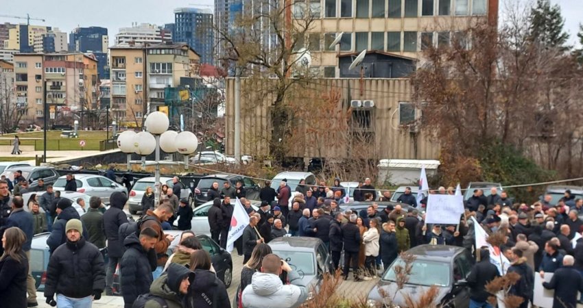 Nis protesta e SBAShK-ut në Prishtinë