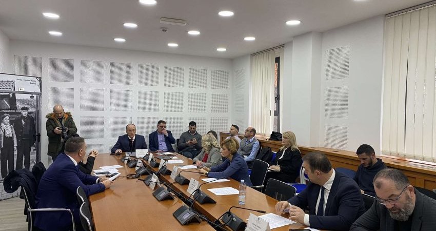 Dështon mbledhja e Komisionit për ekonomi në mungesë kuorumi