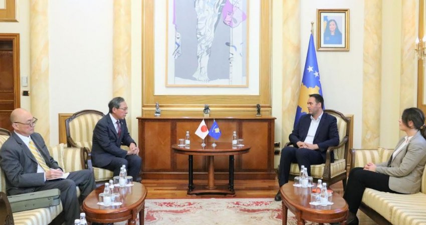 Konjufca dhe ambasadori japonez flasin për rritjen e bashkëpunimit mes dy shteteve