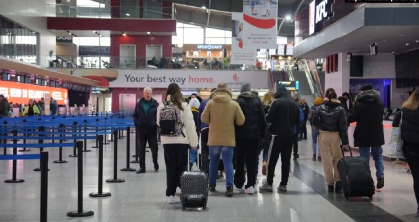 KE: Rritet mbi 100 për qind numri i kërkesave të pabaza për azil nga Kosova