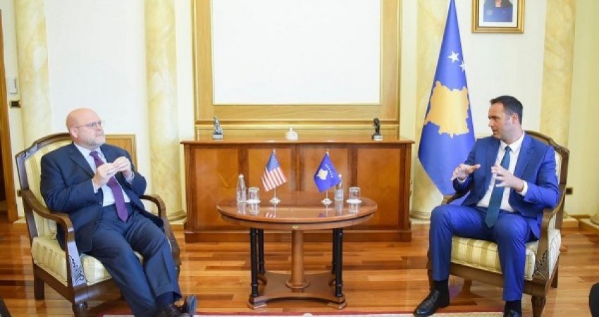Hovenier për veprimin e Konjufcës ndaj Listës Serbe: Ishte për të ardhur keq
