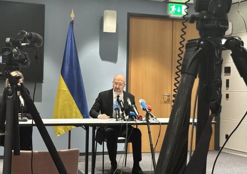 Kryeministri i Ukrainës i kërkon Gjermanisë të ndihmojë në kthimin eventual të refugjatëve ukrainas në shtëpi