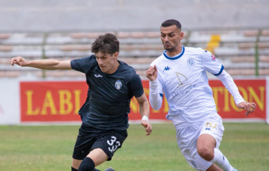 Ndeshjet e javës së 18-të luhen të ndara në dy ditë, spikat derbi i kryeqytetit