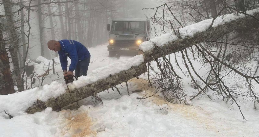 “KRU GJAKOVA” tregon sakrificat e punëtorëve në terren   