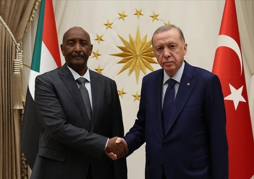 Lufta civile/ Erdogan: Turqia, e gatshme të ndërmjetësojë mes Sudanit dhe Emirateve të Bashkuara Arabe