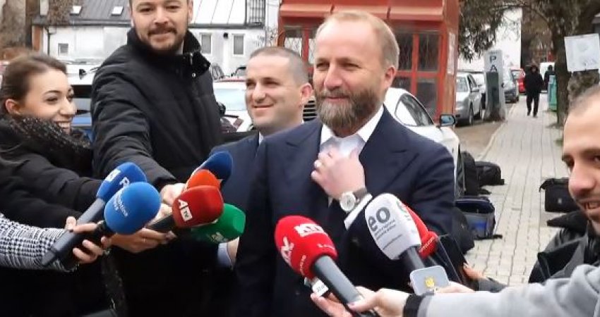 Tahiri çon në Kushtetuese 16 ligje të miratuara në seancën e 5 dhjetorit