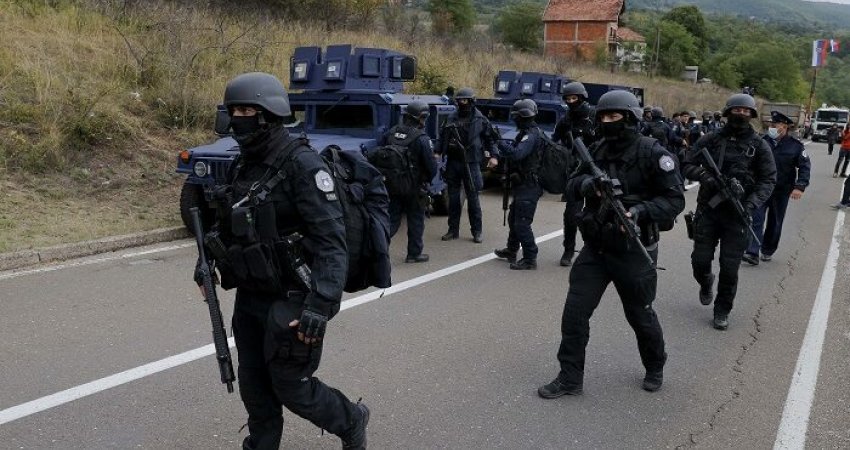 Raportohet se autoblinda e policisë ka rënë nga ura në Grabovc të Zveçanit