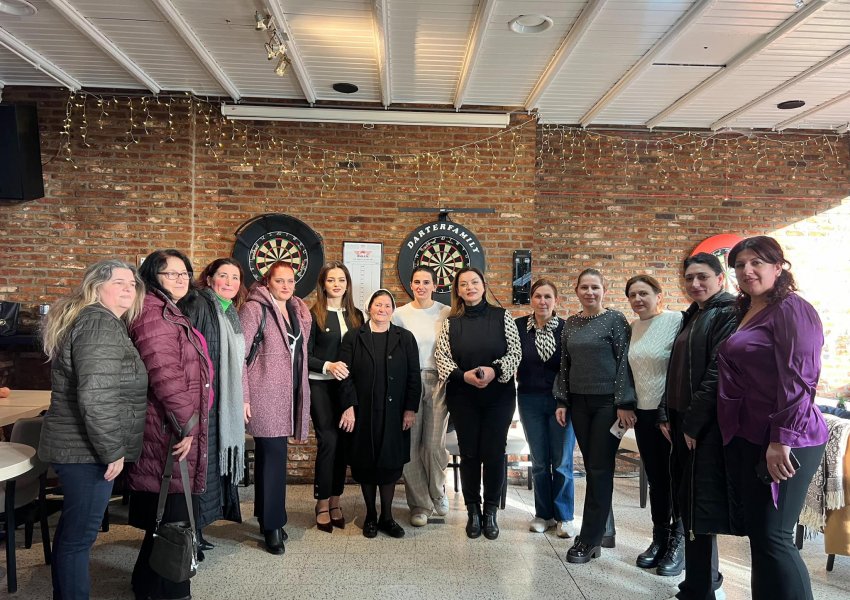 FOTO/ Bruksel: Diaspora refuzon patronazhimin nga Edi Rama, të gatshëm të kontribuojmë në votë