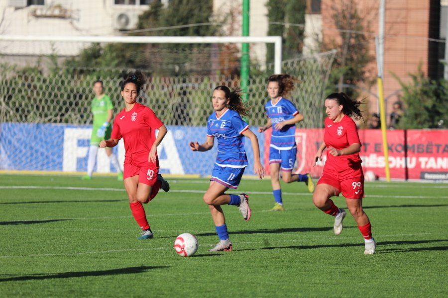 Mbyllet java e 9-të e kampionatit të vajzave, Gramshi dhe Partizani ndahen në barazim